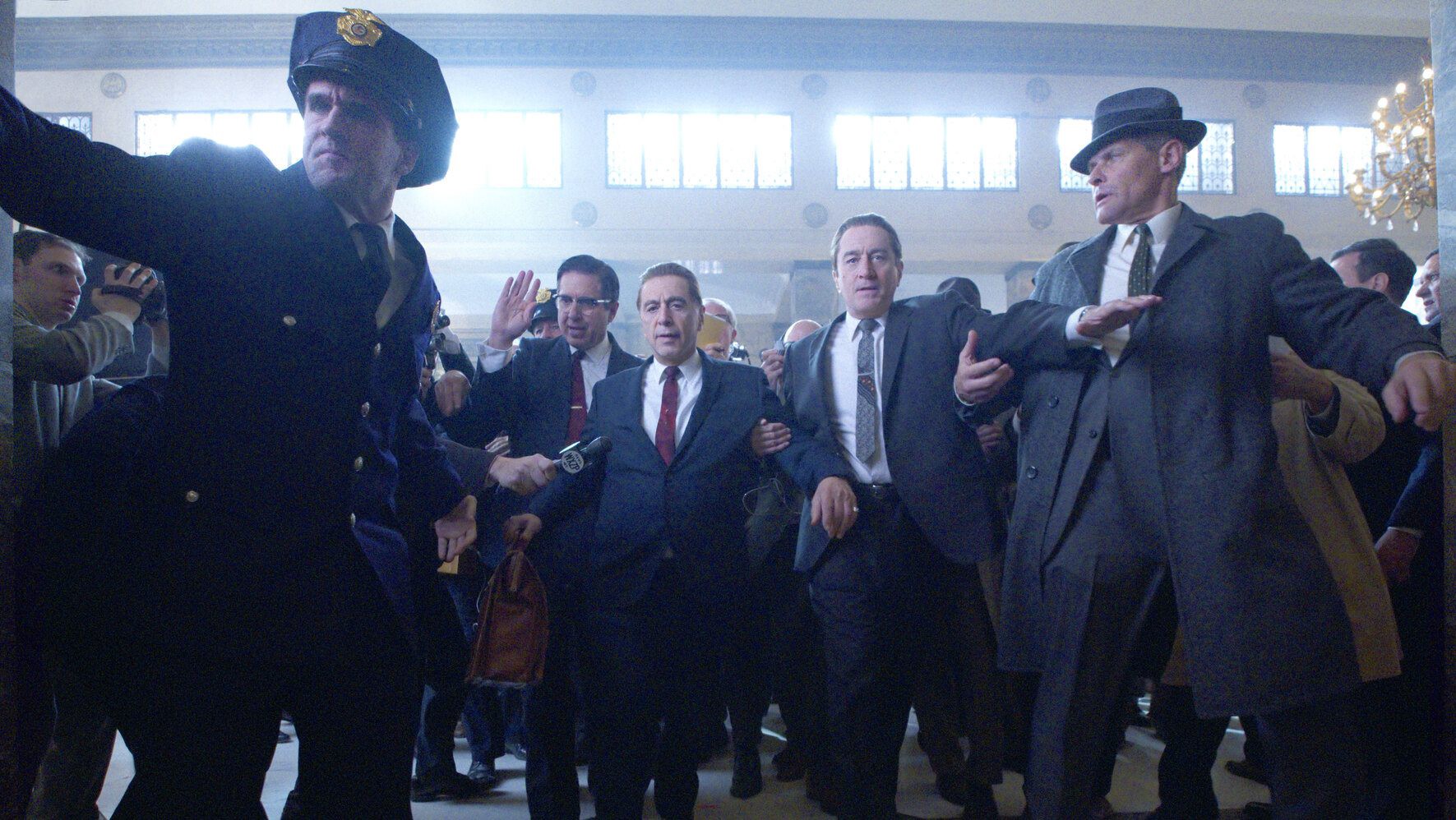 Buvimo gangsteriu kaina: Martino Scorsese‘s „Airis“