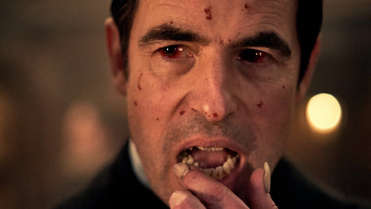 Serialas „Drakula“: kaitina kraują ir gąsdina nieko nebijančius iki pat sezono pabaigos