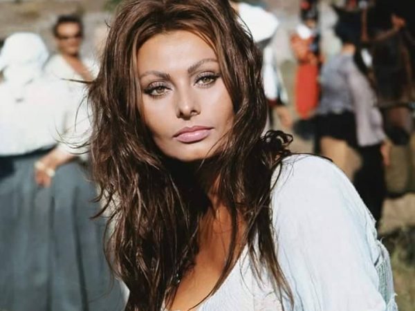 Sophia Loren – didžioji italų kino dama, pakilusi iš skurdo